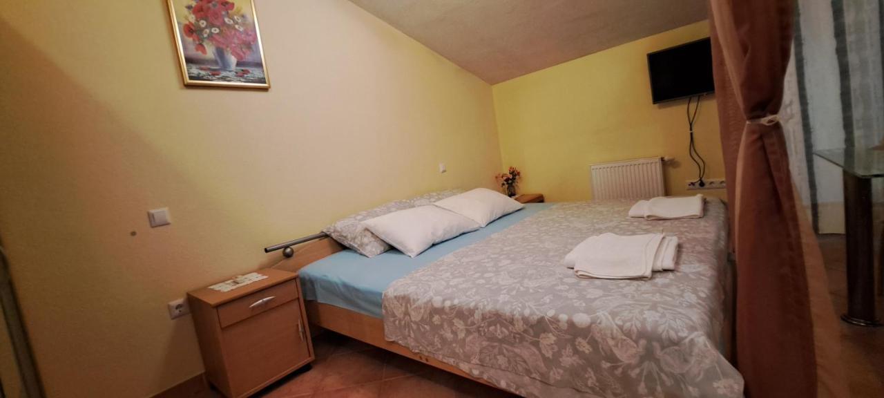 Apartments Villa Bella Vista Hvar ฮวาร์ ภายนอก รูปภาพ